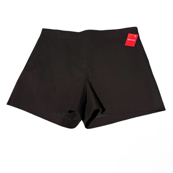 NWT SPANX On-the-Go Shorts, 4" - Picture 3 of 7
